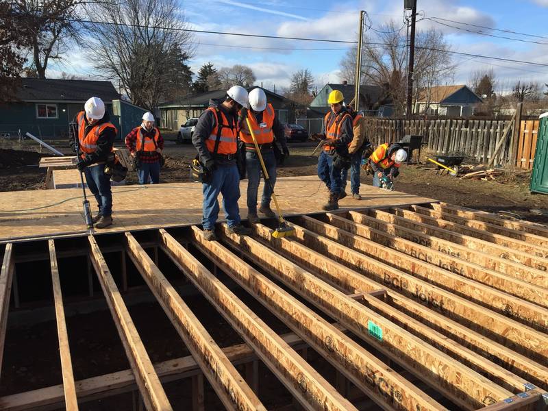 Habitat for Humanity Teams up with Perry Tech
